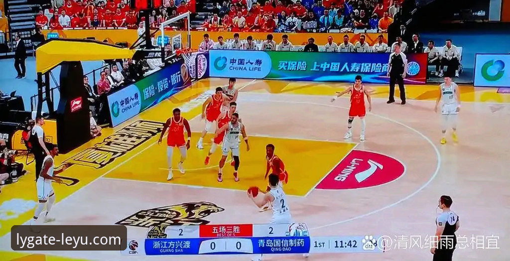 CBA季后赛最新动态：山西2-0横扫青岛晋级八强，leyu体育官网独家复盘